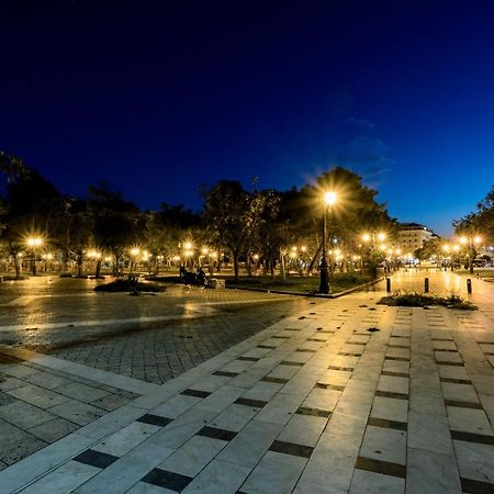 Luxury Downtown Apartment Α3 Salonicco Esterno foto
